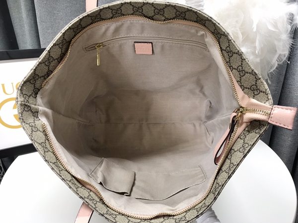 激安グッチバッグコピー着用イメージ